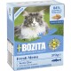 Bozita Fresh Menu Katzenfutterbox mit einer getigerten Katze, beschriftet mit "Freilaufendes Wild" und "84% tierische Zutaten" sowie "Getreidefreies Rezept."