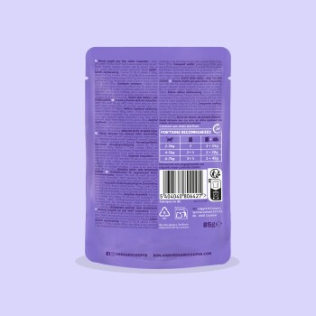 Dos d'un sachet violet Edgard & Cooper pour chats montrant un petit texte nutritionnel, un code-barres, un tableau « PORTIONS RECOMMANDÉES » et « 85 g ».