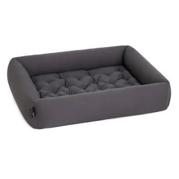 Graues rechteckiges Haustierbett mit gepolstertem Design und erhöhten Seiten, ideal für Hunde oder Katzen.