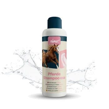 Flasche mit 'nimo Pferde Shampoo' für Pferde, mit Bildern von laufenden Pferden, mit Text in mehreren Sprachen, der anzeigt, dass es sich um eine sensitive Formel handelt.