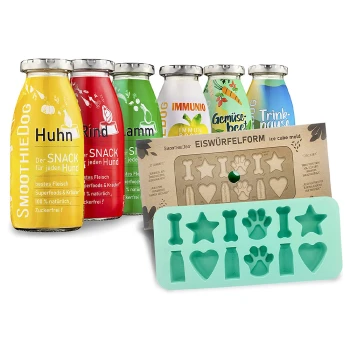 Mix 6x 250 ml + Eiswürfelform Bunte Snacks für Haustiere in Flaschen, beschriftet mit "Huhn," "Rind," "Lamm," "Immuno," "Gemüse," und einer grünen, knochenförmigen Eiswürfelschale.