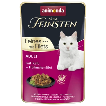 Animonda Vom Feinsten Katzenfutterbeutel mit weißer Katze; Text: 'Feines mit Filets', 'ADULT', 'mit Kalb + Hühnchenfilet'