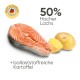 Frisches Lachsfilet und Kartoffeln mit dem Text '50% frischer Lachs' und '+ ballaststoffreiche Kartoffel.'