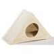 Cremefarbenes dreieckiges Haustierhaus mit einer Kratzseite und einem runden Eingang. Weicher, plüschiger Stoff.