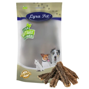 Lyra Pet Nature Power Hundeleckerli-Verpackung mit einer Vielzahl von Hunden auf der Vorderseite, mit natürlichen Kaustangen davor.
