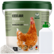 Behälter mit Geflügel-Diatomeenerde-Pulver (4,2 kg) mit einer Grafik einer Henne, mit Text in deutscher Sprache und einer grünen Kappe.