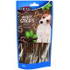 Trixie Insect Sticks dla zwierząt, opakowanie 80g, z larwami mącznymi i zielonymi liśćmi na drewnianym tle.