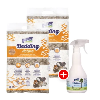 Bedding Active 2x35L + Bunny "alles Klärchen" Gehege-Pflege 500ml gratis Zwei Beutel 'bunny Bedding Active' Haustierbettwäsche, jeweils 35 Liter, mit Bildern von kleinen Tieren, neben einer Sprühflasche mit der Aufschrift 'bunny KlarChén.'