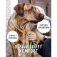Nahaufnahme eines gestromten Hundes mit einer stilvollen, lederverzierten Leine. Text: "Design trifft Komfort," "Elegant & anpassbar," "Echtleder-Applikationen."