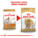 Comparaison de l'emballage de nourriture pour chiens Royal Canin Poodle, présentant un nouveau design avec le texte "NOUVEAU LOOK, MÊME FORMULE" et des détails nutritionnels.