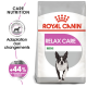 Sac de nourriture pour chien Royal Canin Relax Care Mini avec un Boston Terrier en train de courir, avec du texte mettant en avant la nutrition de soin et l'adaptation aux changements.