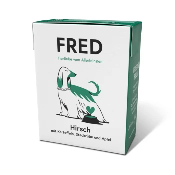 Verpackung für FRED Hundefutter mit einer stilisierten Hundillustration, mit dem Text "FRED" und "Hirsch mit Kartoffeln, Steckrübe und Apfel."