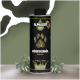 Schwarzer Behälter von ALPHAZOO Care Kürbiskernöl für Hunde und Katzen, mit einem Pfotenabdruck und grünen Akzenten.