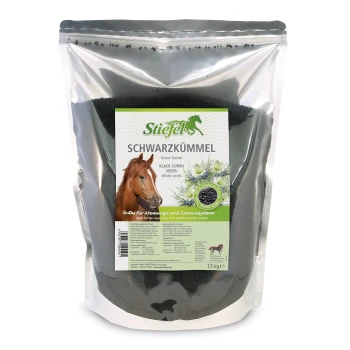 Verpackung von Stiefel Schwarzkümmelsamen für Pferde, mit einem Pferdebild, Produktnamen und Gesundheitstext in deutscher Sprache.