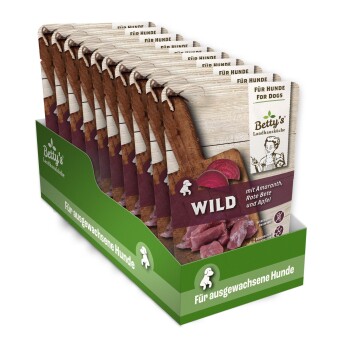 Anzeige von Hundefutterverpackungen von Betty's Landhausküche, die den Geschmack 'WILD' mit Amaranth, Rote Beete und Apfel zeigen.