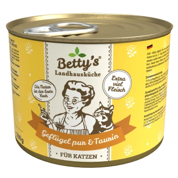 Gelbe Dose Katzenfutter mit der Aufschrift "Betty's Landhausküche Geflügel pur & Taurin" mit einer Illustration eines Kochs und einer Katze, mit dem Text "Extra viel Fleisch."