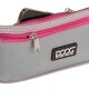 Grau-rosa Reißverschlussbeutel mit einem teilweise sichtbaren Smartphone, mit einem "DOOG"-Logo für Hundebesitzer.