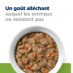 Bol de nourriture pour animaux de compagnie comportant des morceaux de viande, des carottes, des pois et du riz, avec le texte "Un goût alléchant auquel les animaux ne résistent pas."
