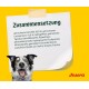 Ein glücklicher Hund mit offenem Mund ist im Vordergrund, mit einer Notiz, die Zutaten auf Deutsch auflistet: getrocknete Kartoffeln, Lachs, Geflügelfett und Tapioka.