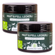 Zwei Gläser "Haut & Fell Leckerli," ein Hundefutterergänzungsmittel, mit grünen Etiketten, die in deutscher Sprache angeben, dass es aus 100% recyceltem Material hergestellt ist.