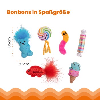 Bunte Haustierspielzeuge in Form von Süßigkeiten, darunter ein blauer Bär, ein Lutscher, ein Wurm und ein Eisbecher, beschriftet mit "Bonbons in Spaßgröße."