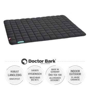 Eine schwarze Hundedecke mit grünem Rand, beschriftet mit "sauber | hygienisch | pflegeleicht," was darauf hinweist, dass sie bis zu 95°C waschbar ist. Marke: Doctor Bark.