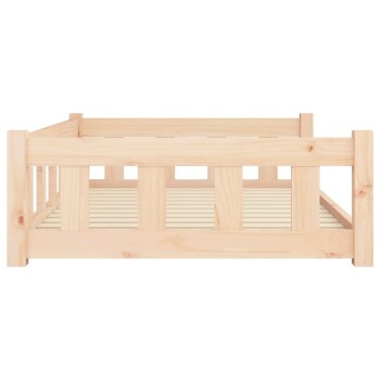 Holzhaustierbett mit einem Latten-Design, mit einer natürlichen Oberfläche und einem stabilen Rahmen, ideal für kleine bis mittelgroße Haustiere.