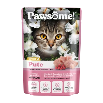 Pawsome! Katzenfutterbeutel mit einer Nahaufnahme des Gesichts einer Katze, umgeben von Blumen, beschriftet mit "LIGHT Pute" und Zutaten aus Truthahn und Cranberry.