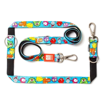 Bunte Haustierleine mit Cartoon-Monstergesichtern, Metallclips und Etiketten mit der Aufschrift „Max & Molly Urban Pets“ und „Urban Pets“.