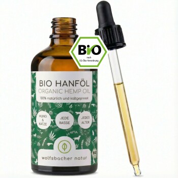 Drei Flaschen Bio-Hanföl für Haustiere, gekennzeichnet "BIO Hanföl", mit einem grünen Design, das Blätter und Tiere zeigt, neben einer Pappschachtel.