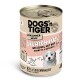 Dosen-Hundefutter, beschriftet mit "DOGS'n TIGER", mit "GRÜNSCHNABEL" mit Huhn, Reis, Karotten und Zucchini; 63% Fleischanteil.