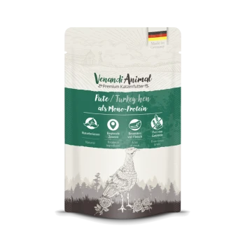 Verpakking van premium kattenvoer met kalkoen als belangrijkste eiwit, met iconen voor natuurlijke ingrediënten, regionale sourcing, en graanvrij.