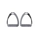 Paar Metallsteigbügel mit strukturierten Fußrasten, mit einem eleganten Design und schwarzen Akzenten, geeignet für den Reitsport.