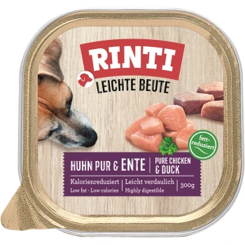Rinti-Hundefutterverpackung mit der Aufschrift "Leichte Beute", die Bilder von Huhn und Ente zeigt und niedrigen Fettgehalt sowie hohe Verdaulichkeit betont.