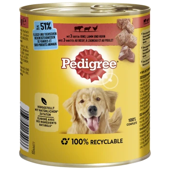 Pedigree-Dosenfutter für Hunde mit einem gelben Etikett, das "51% Fleisch" und "100% komplett" angibt, mit Bildern von Rind, Lamm und Huhn.
