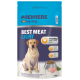 Blau-lila Hundefutterbeutel mit der Aufschrift "PREMIERE I love my dog ADULT BEST MEAT LIGHT" mit 47 % Geflügel, 7,5 % Fett, 4 kg, und ein Hund sitzt neben einer Schüssel mit Kroketten und Fleischstücken.