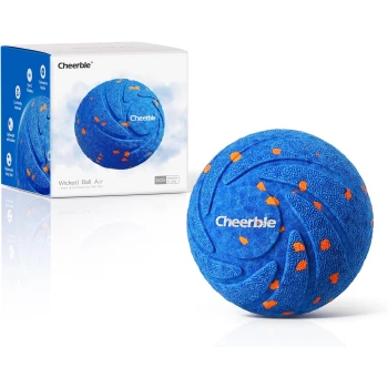 Blauer interaktiver Haustier-Spielzeugball mit der Aufschrift "Cheerble Wicked Ball Air" und orangefarbenen Punkten, entworfen für mittelgroße und große Hunde.