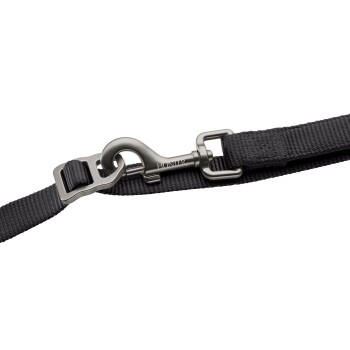 Schwarze Nylon-Hundeleine mit Metallkarabiner, auf dem 'HUNTER' eingraviert ist, und einer verstellbaren silbernen Schnalle vor weißem Hintergrund.