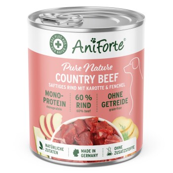 Dosen-Hundefutter mit dem Etikett "CountryBeef", das Rindfleisch, Kartoffeln, Karotten und Zucchini enthält. Enthält glutenfreie und getreidefreie Zutaten.