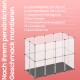 Modulares Haustiergehege-Kit auf pinkem Hintergrund, einschließlich 8 kleinen Platten, 12 großen Platten, einer Stoffbasis, Verbindern, Bändern und einem Hammer.