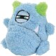 Blauw pluche monster huisdierspeelgoed met groene oren, geborduurde slaperige ogen en een witte tand.