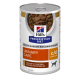Karma w puszkach Hill's Prescription Diet dla psów, oznaczone "Urinary Care", z gulaszem z kurczaka i dodatkowymi warzywami.