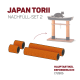 Japan Torii Nachfüll-Set 2 mit orangefarbenen Rollen für einen Katzenkratzbaum und einer Katze oben. Text: "HAUPTARTIKEL ERFORDERLICH!"