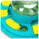 Buntes Haustierspielzeug mit einer transparenten Kuppel und interaktiven Tasten in Blau und Gelb, entworfen für ansprechendes Spielen.