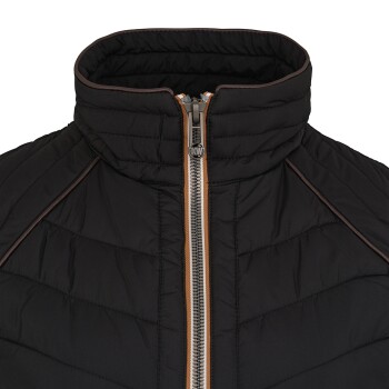 Schwarze Haustierjacke mit hohem Kragen und Reißverschluss vorne, mit gestepptem Textur und braunen Paspel-Details.