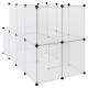 Transparente modulare Haustierunterkunft mit schwarzen Verbindern, entworfen für kleine Tiere, mit mehreren Fächern und Regalen.