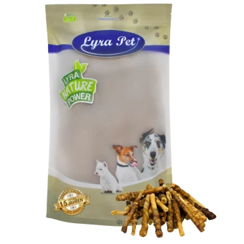Lyra Pet Hundeleckerlipackung mit "100% natürlich" und "Lyra Nature Power" Text, mit Bildern eines Hundes, einer Katze und eines kleinen Hundes.
