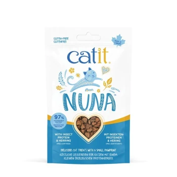 Catit Nuna Katzenleckerlis Verpackung mit einer verspielten blauen Katzenillustration, die '97% nachhaltiges Protein' und 'mit Insektenprotein & Hering' angibt.