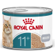 Puszka karmy dla kotów Royal Canin (MOUSSE) z wizerunkiem kota, logiem 'ROYAL CANIN' i oznaczeniem wieku '11+'.