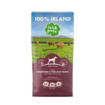 Hundefutterbeutel beschriftet "100% IRLAND" mit der Marke "Irish Pure", enthält Rindfleisch und Freilandhühnchen mit Gemüse und Algen, hergestellt in Irland.
